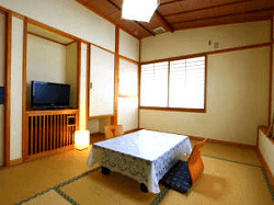 kojimaya_24n1_room2_6jo.png