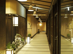 tokinoniwa_24n1_corridor.png